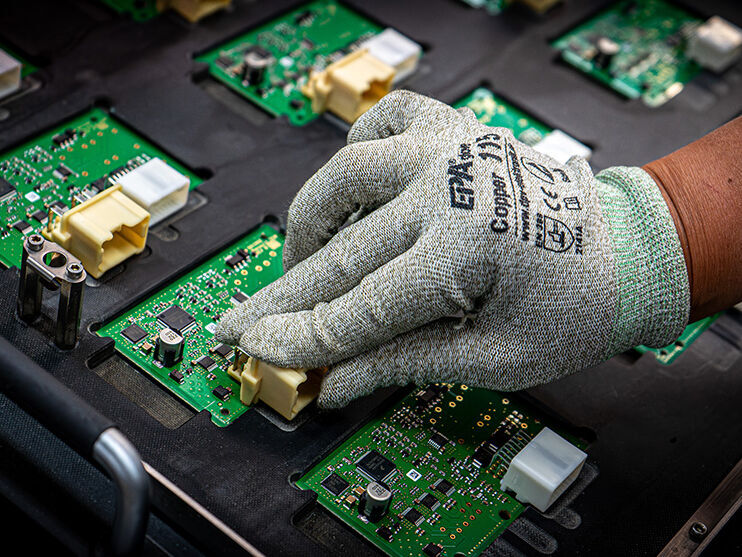 image.title Manual aaembly